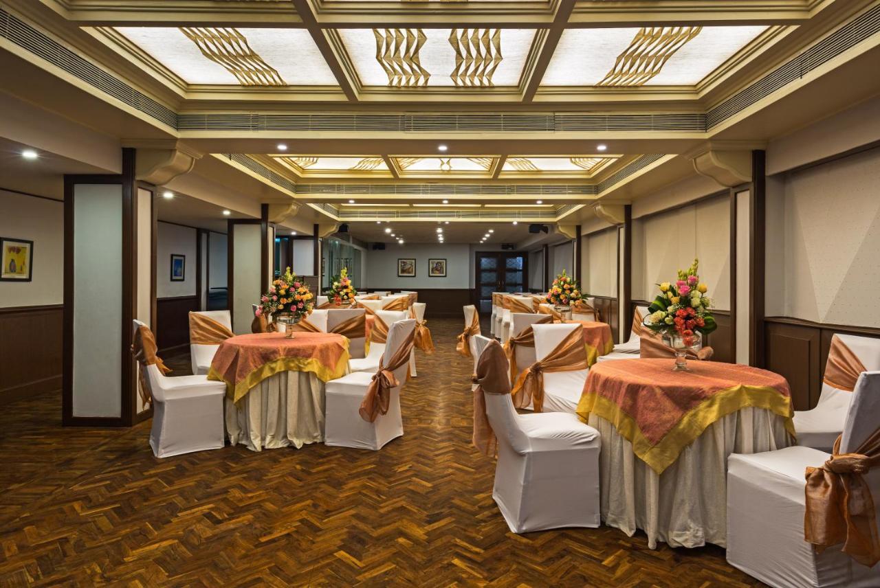 Hotel Crystal Palace Meerut Eksteriør billede