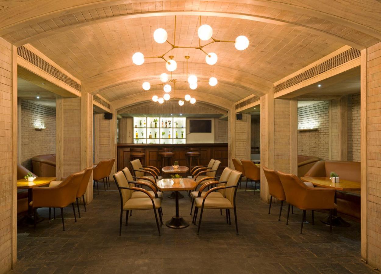 Hotel Crystal Palace Meerut Eksteriør billede