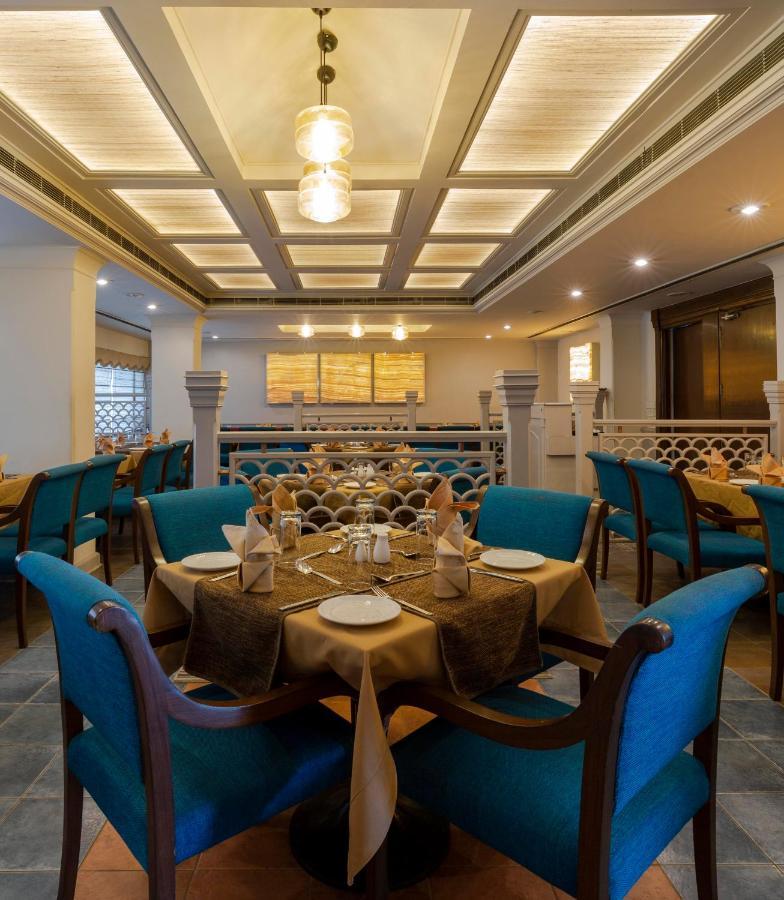 Hotel Crystal Palace Meerut Eksteriør billede