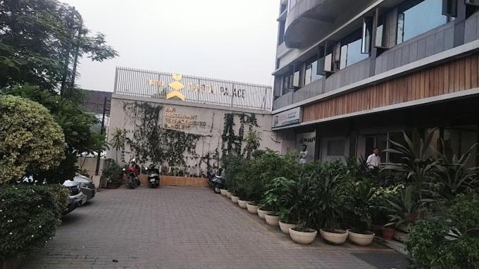 Hotel Crystal Palace Meerut Eksteriør billede